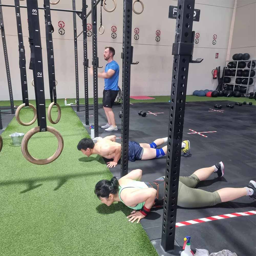 Hulk Crosstraining personas en entrenamiento físico
